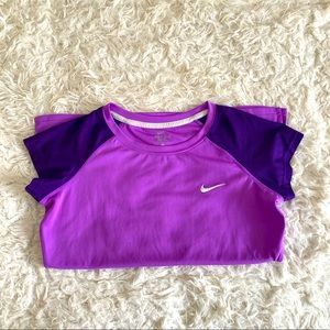 {NIKE} Dri-Fit Women's Short Sleeve Tee L!